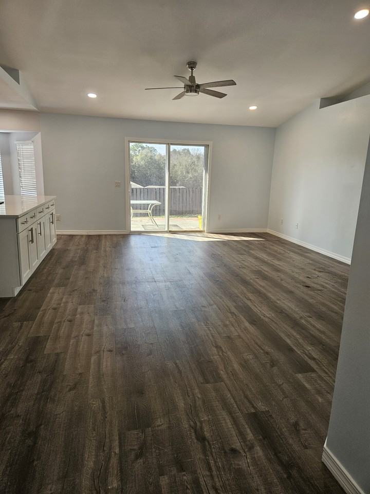 1229 Northview Dr #1 - Photo 2 of 22