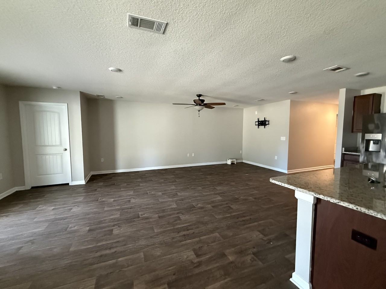 1004 Limpkin St #1 - Photo 6 of 27