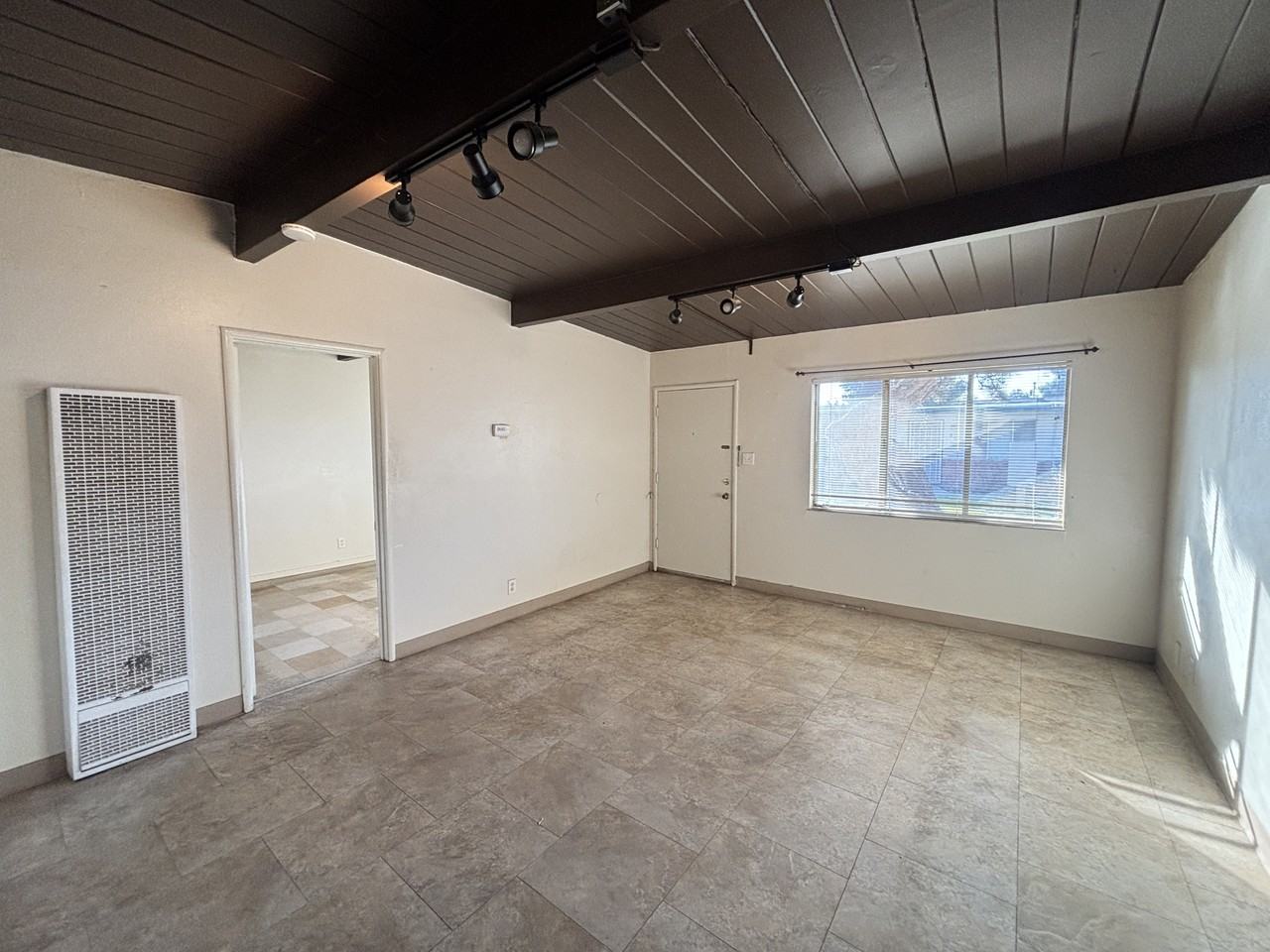 1322 Leonard Avenue 8 - 1 #1 - Photo 3 of 7