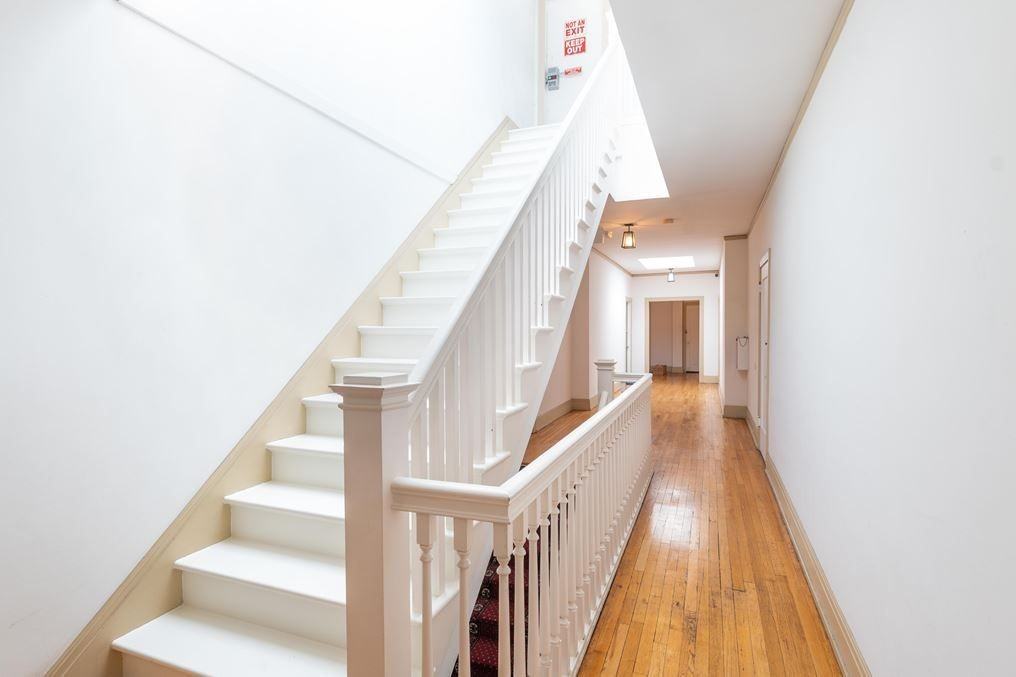 Fourth Street Apartments - Photo 5 of 50