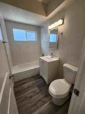 La Pat Courtyard Apartments - Photo 7 of 50