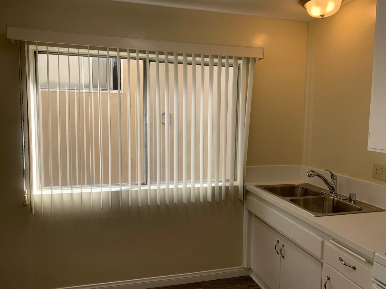 509 E. San Jose - Photo 6 of 28