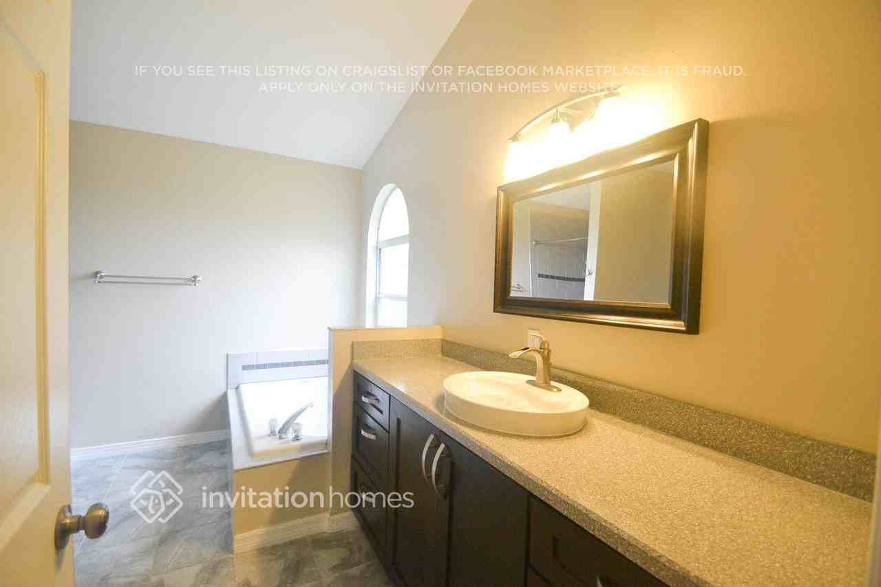 830 Elm Forest Dr - Photo 5 of 7