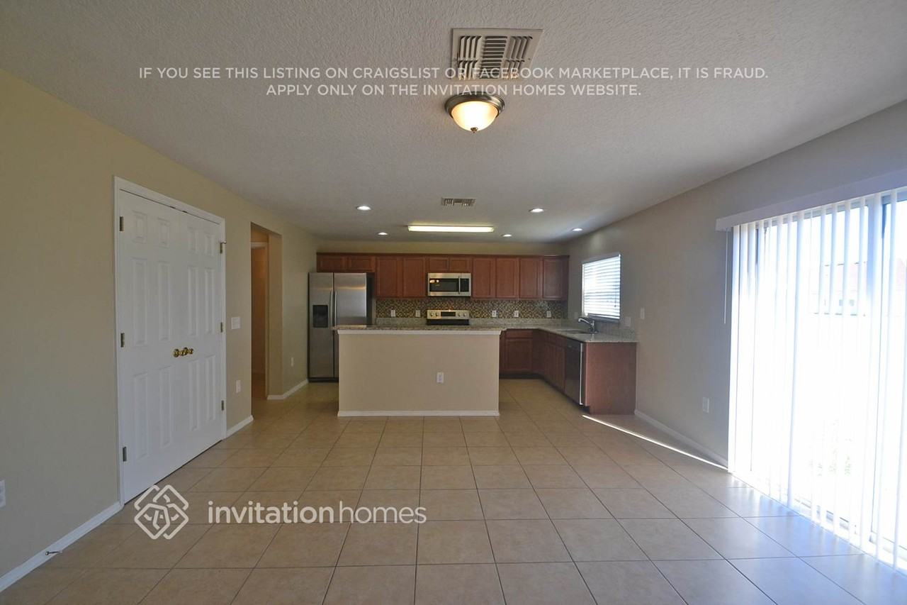 4431 Aruba Blvd - Photo 5 of 12