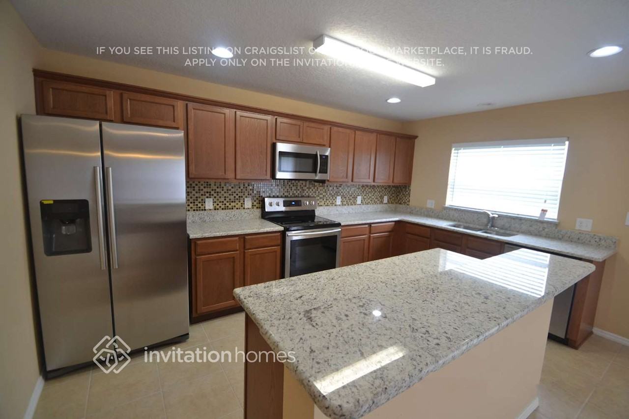 4431 Aruba Blvd - Photo 6 of 12