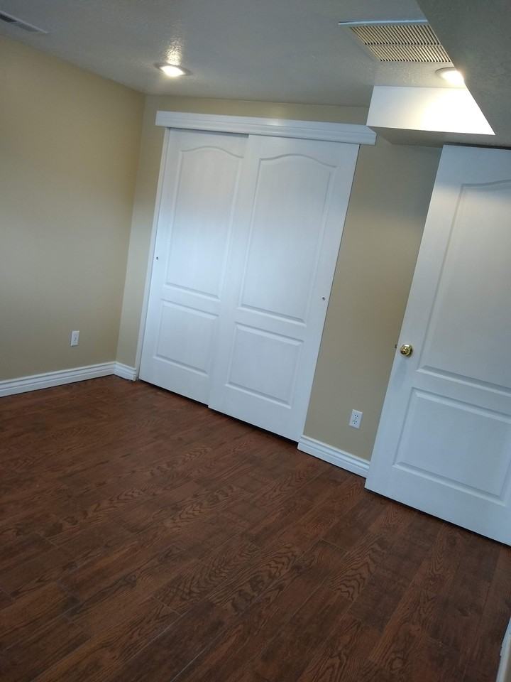 2771 S Lake St - Photo 7 of 10