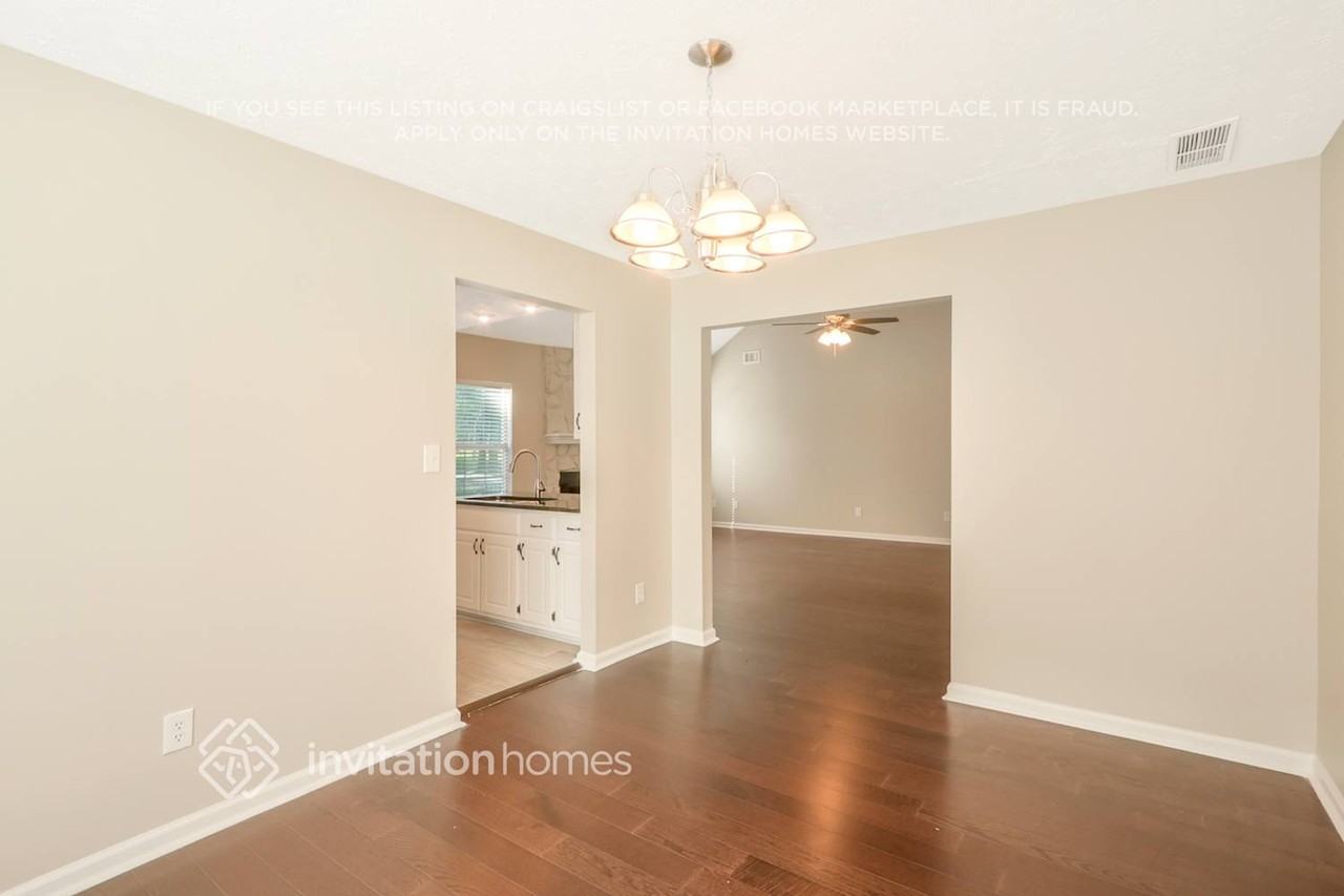 195 River Trace Ct - Photo 7 of 30