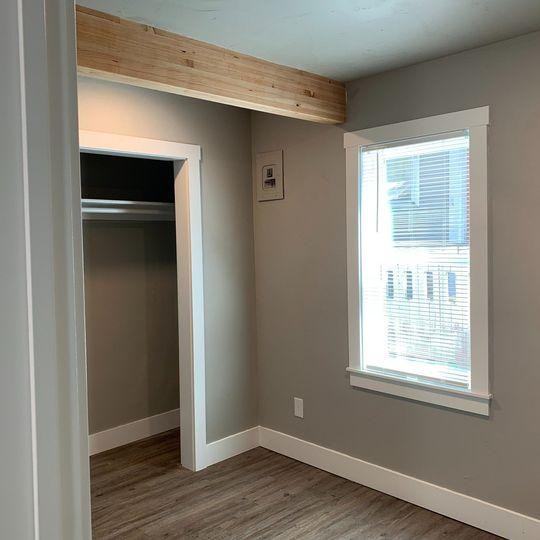 210 N 18th St - Photo 3 of 11