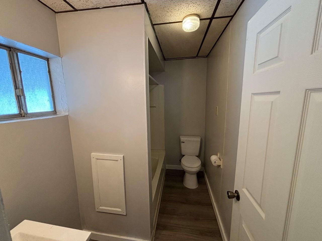 211 N 5th Ave - Photo 5 of 10