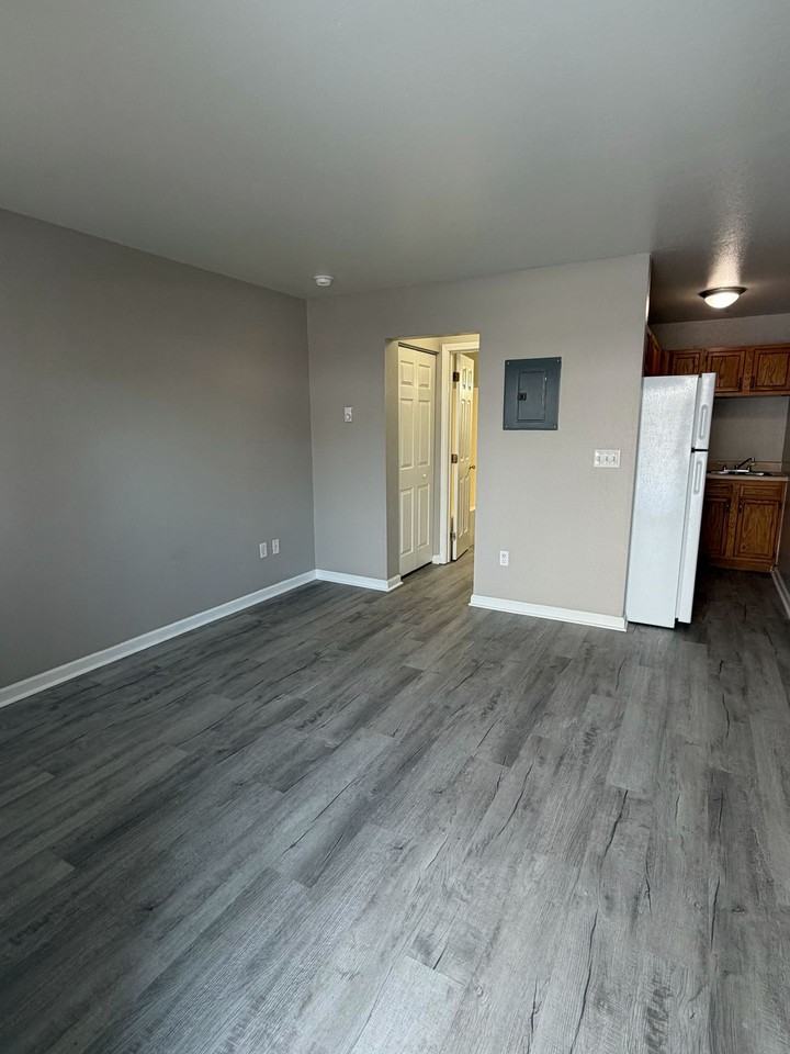 Cornerstone Apartments - Photo 4 of 26