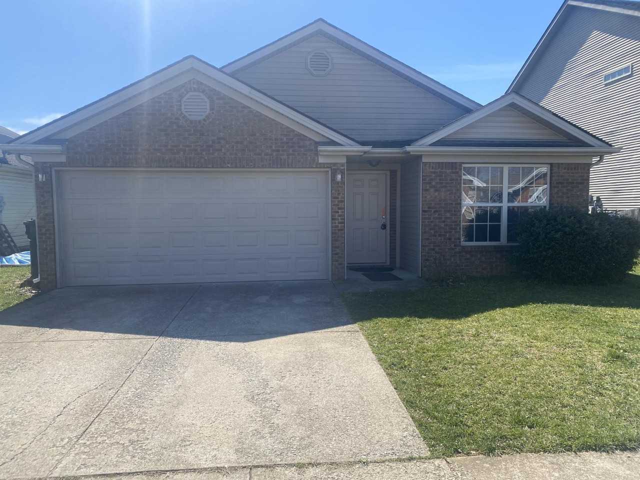 2020 Willis Dr - Photo 2 of 12