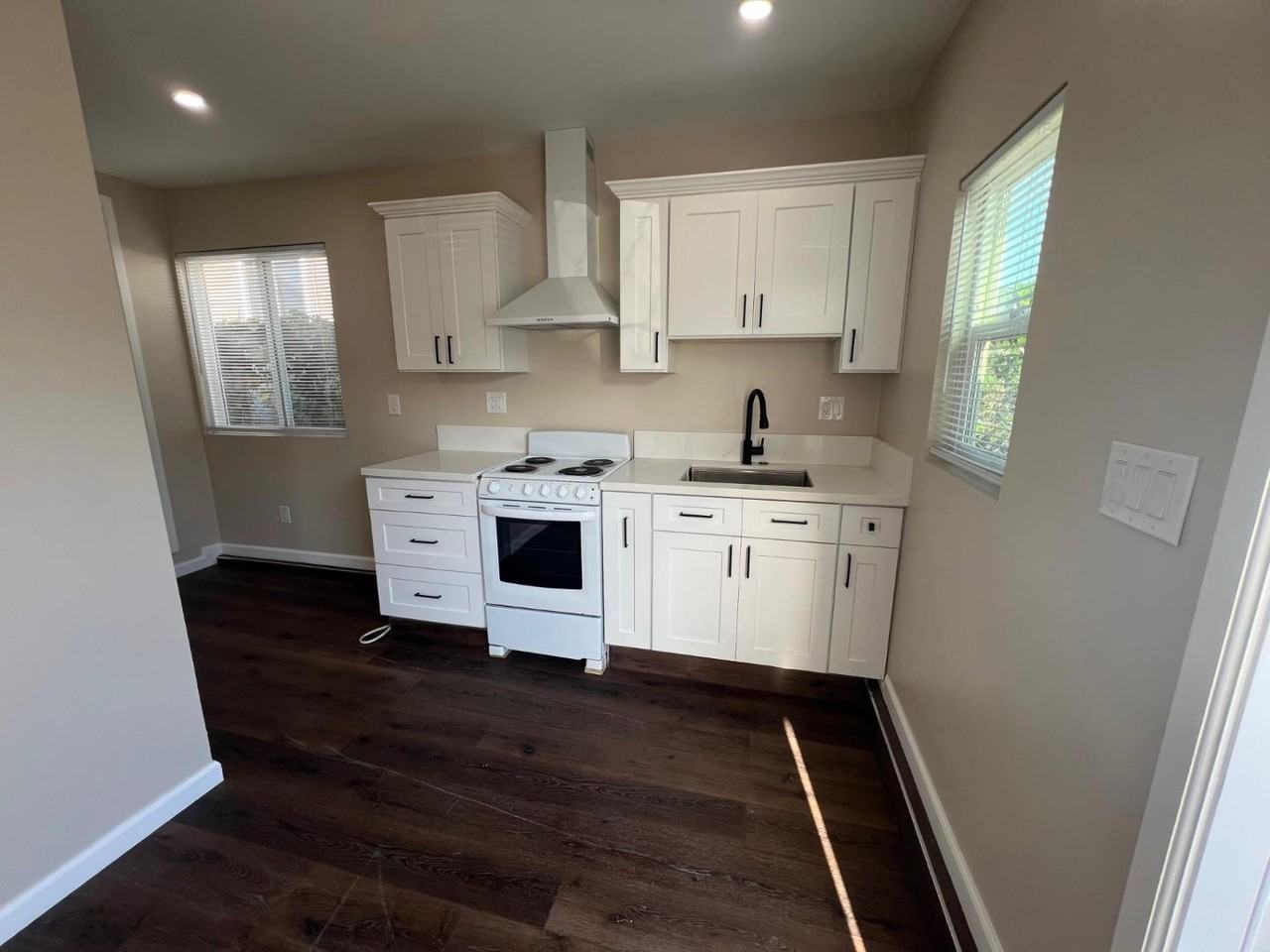 3456 Madison St - Photo 5 of 12