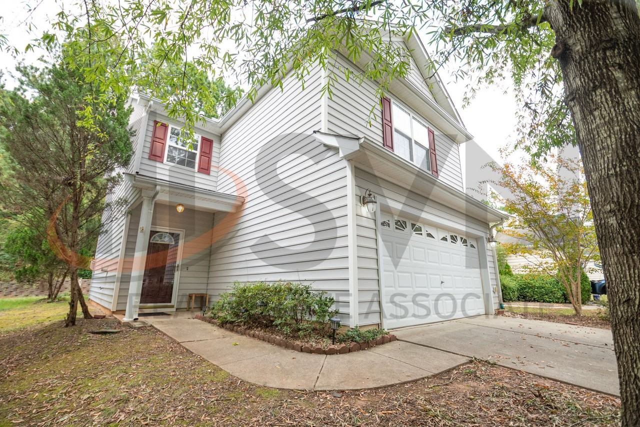 1007 Red Hat Ln - Photo 2 of 26