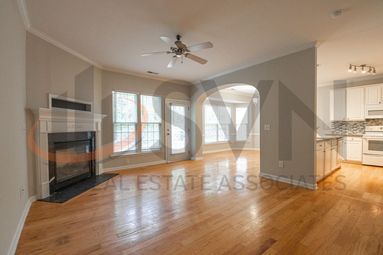 1007 Red Hat Ln - Photo 7 of 26