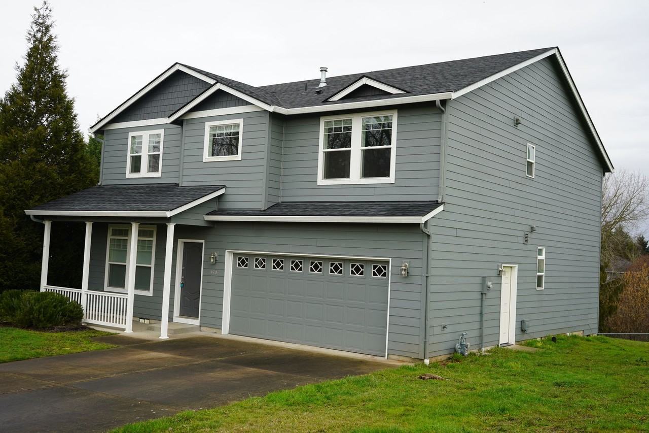 9507 Ne 39th Ave - Photo 2 of 38