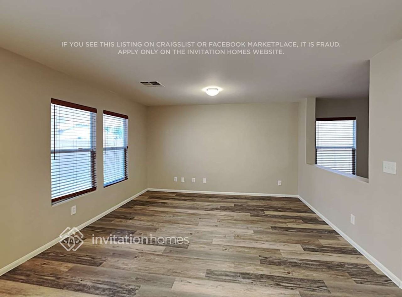 5053 Diamond Ranch Ave - Photo 7 of 15