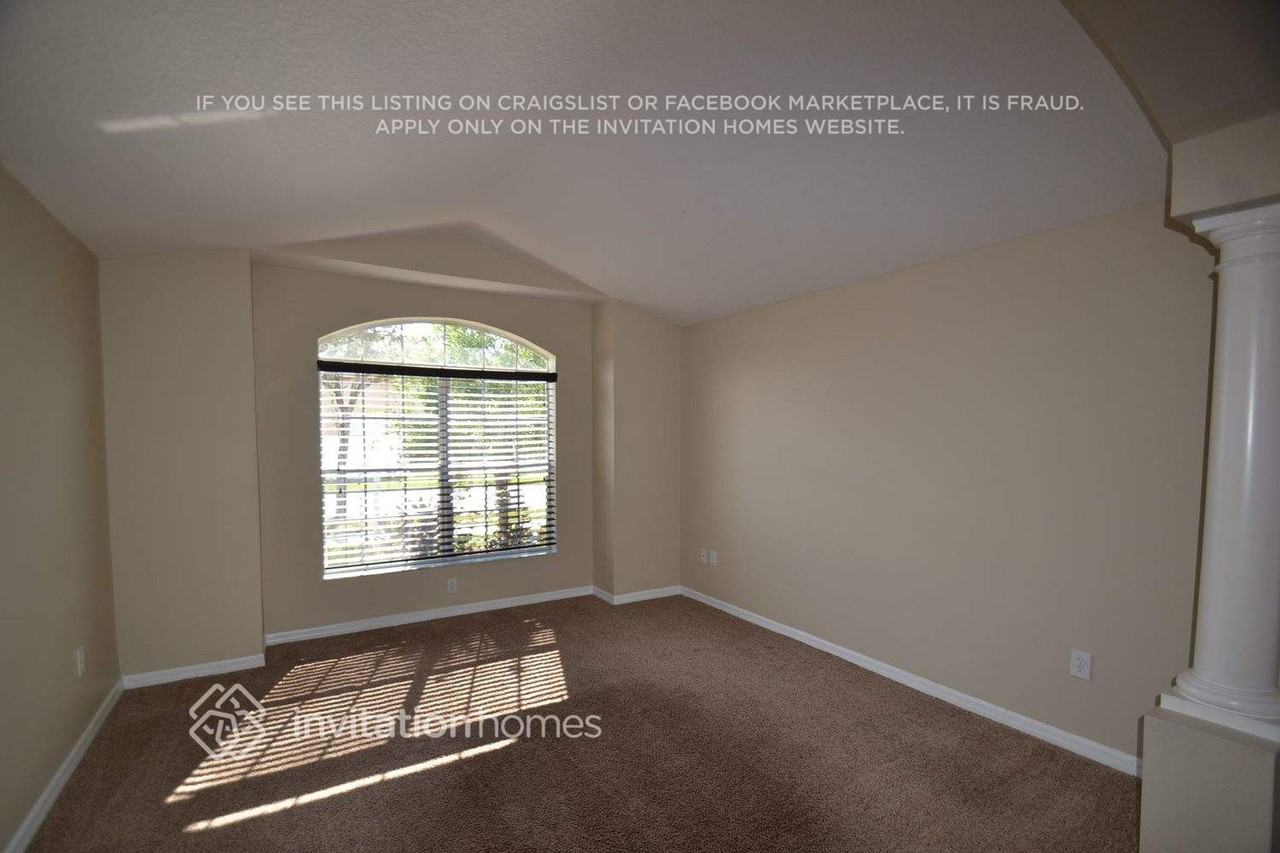 808 Barclay Wood Dr - Photo 6 of 12