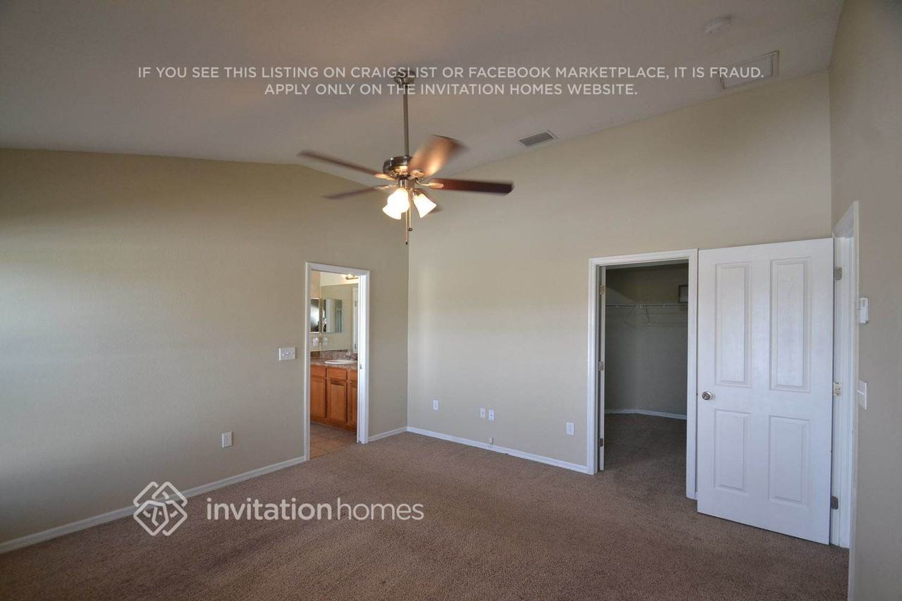 808 Barclay Wood Dr - Photo 7 of 12