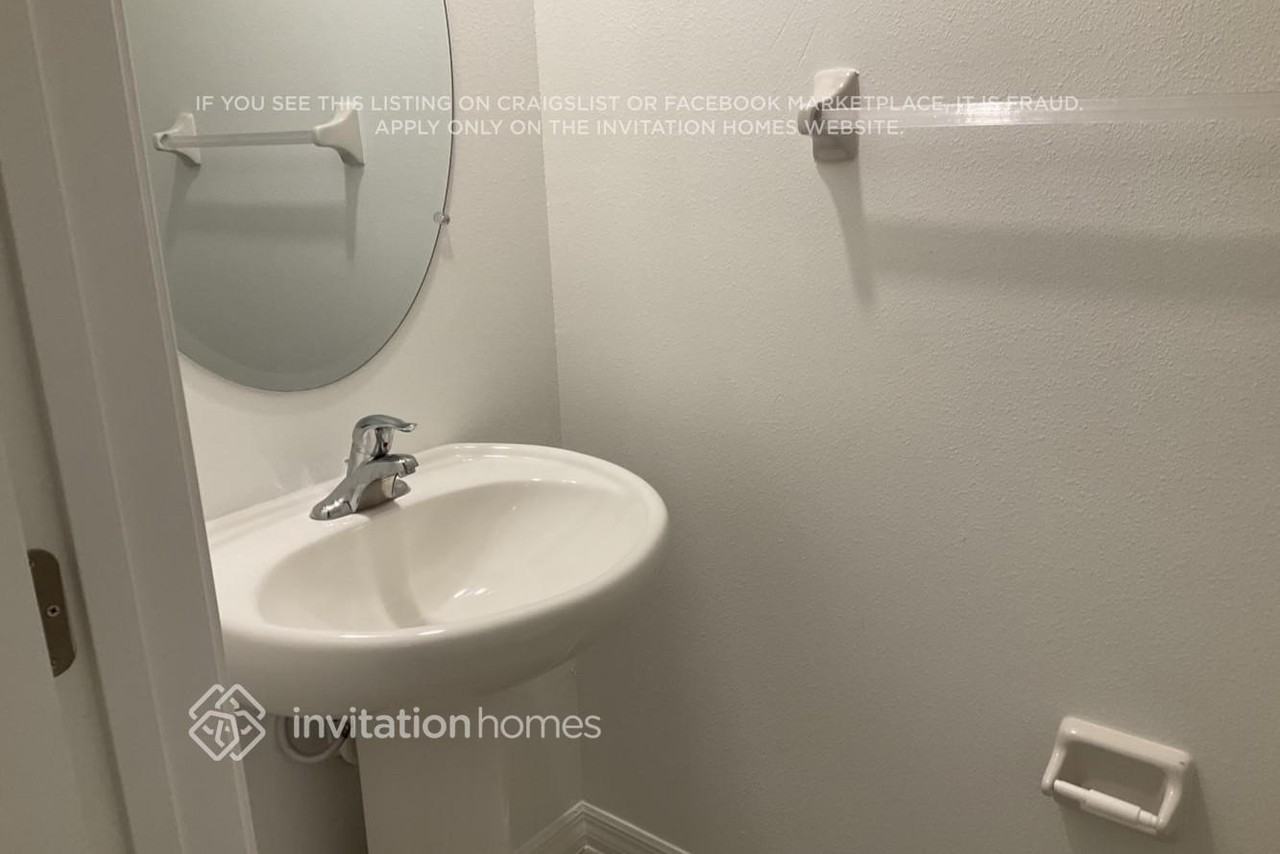 8286 Crescent Oaks Dr - Photo 7 of 17