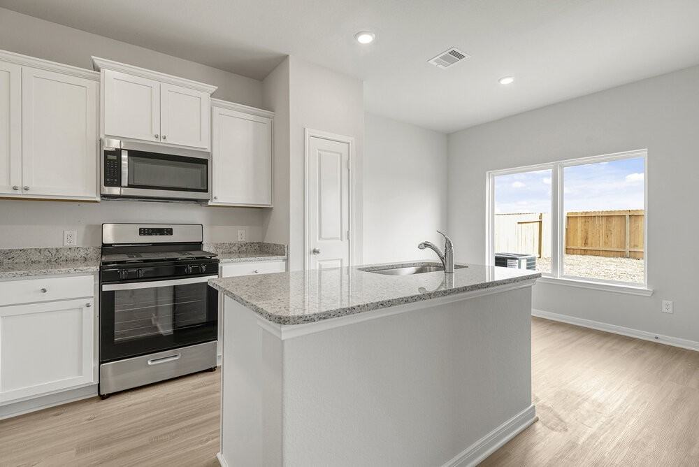 208 Light Summit Dr - Photo 7 of 31