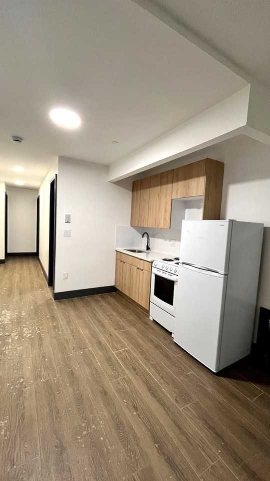 2008 Fulton St #1 - Photo 4 of 7