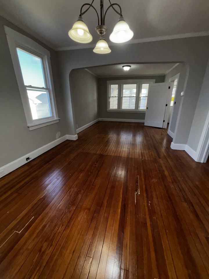 8 N 12th St #2 - Photo 4 of 6