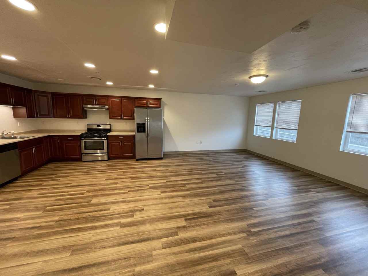 329 East St #404 - Photo 2 of 16