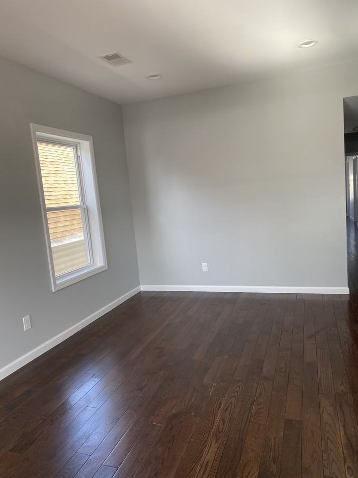 153 23rd Ave #2 - Photo 3 of 9