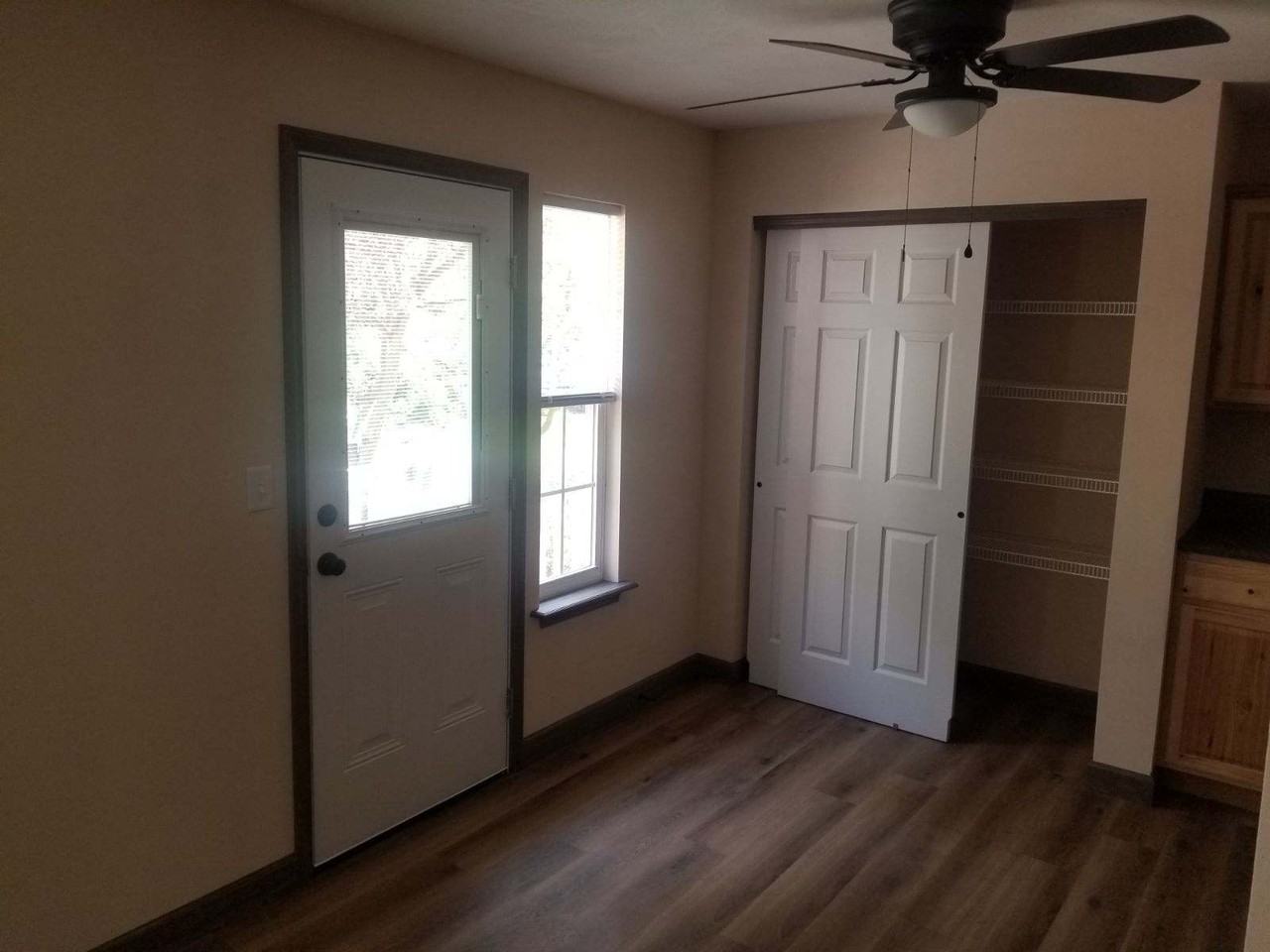 1623 Red Bud Dr #L - Photo 7 of 13