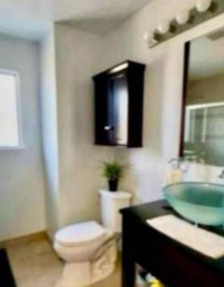 2828 Hillcrest Ave #NA - Photo 3 of 3