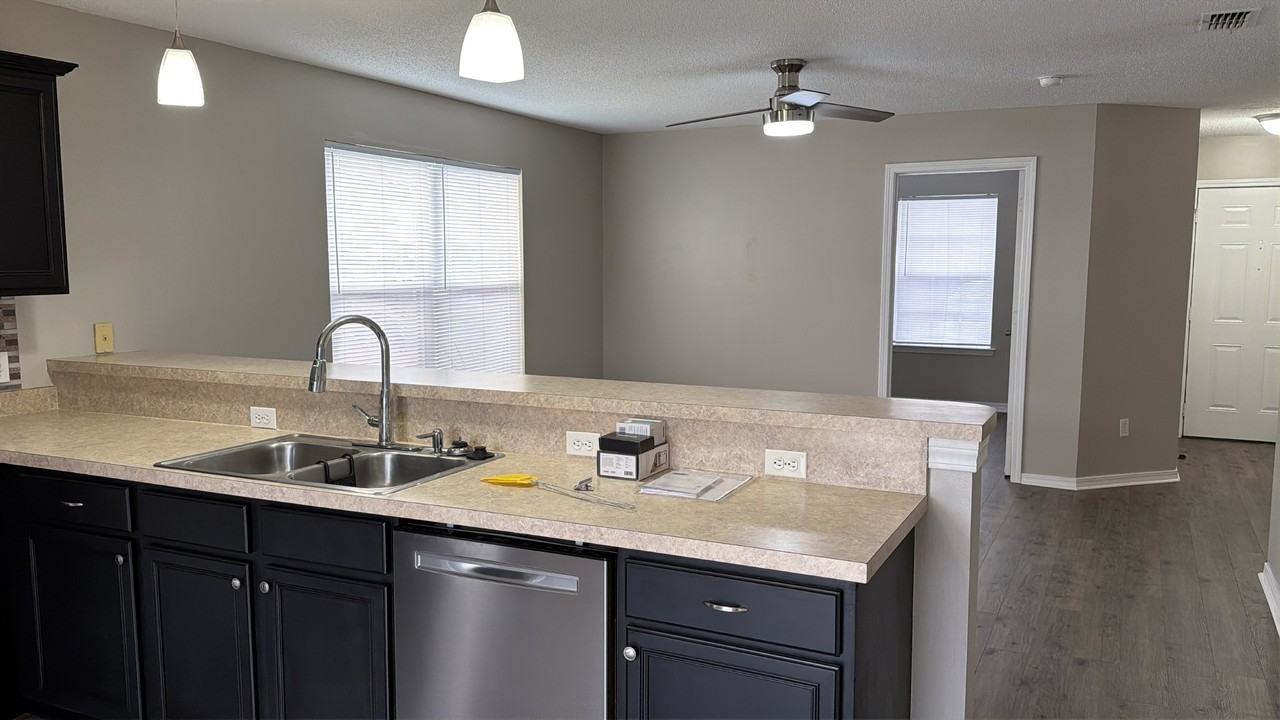 5301 Fargo Ct #NA - Photo 4 of 10