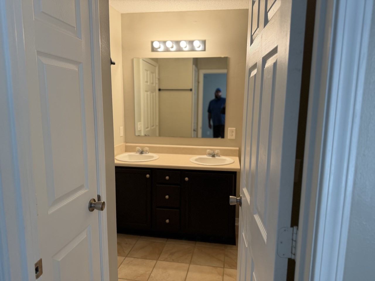 5301 Fargo Ct #NA - Photo 6 of 10