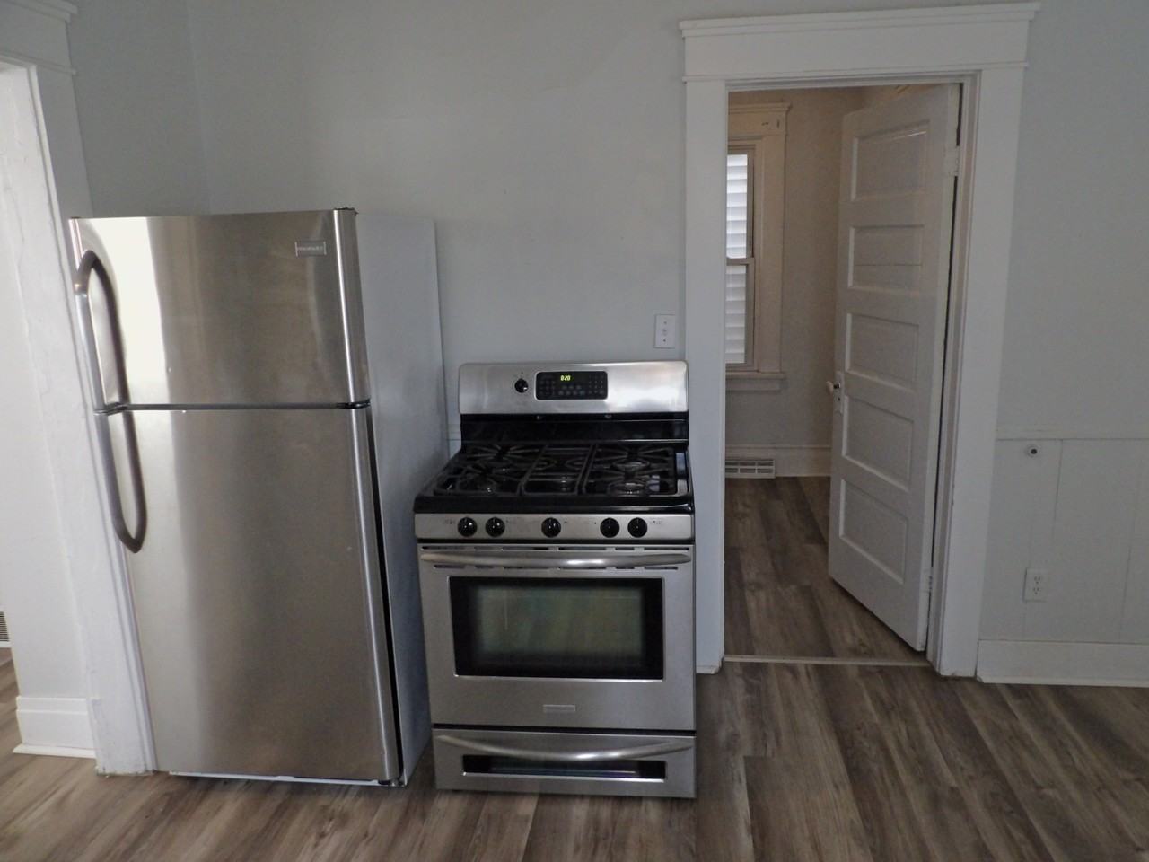 2099 Niagara St #A - Photo 6 of 16