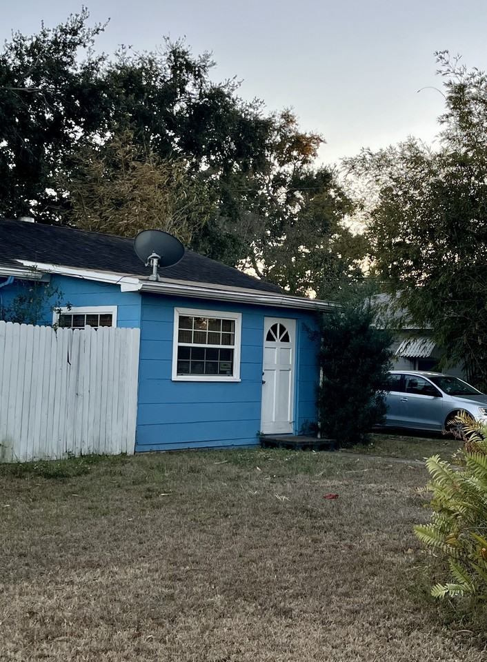 5016 18th Ave S #NA - Photo 2 of 22