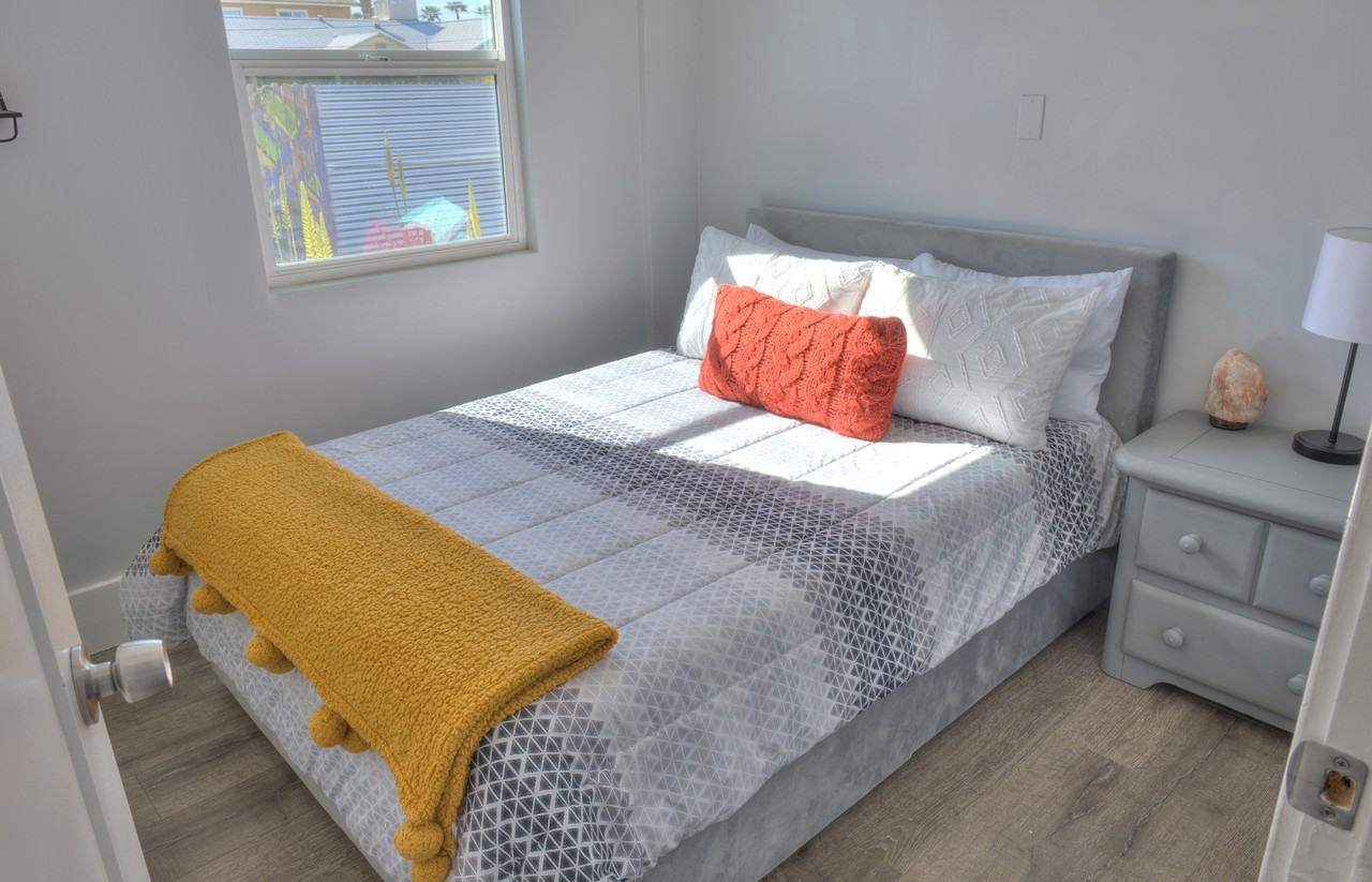 1522 E Pierce St #NA - Photo 4 of 14