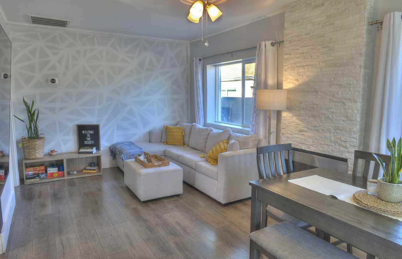 1522 E Pierce St #NA - Photo 5 of 14