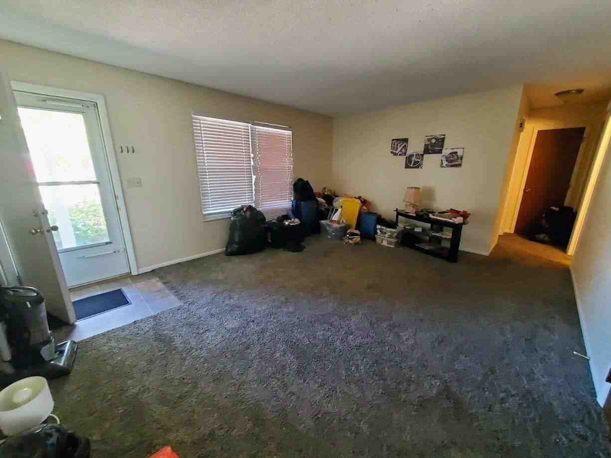 218 Henry St #218 - Photo 2 of 4