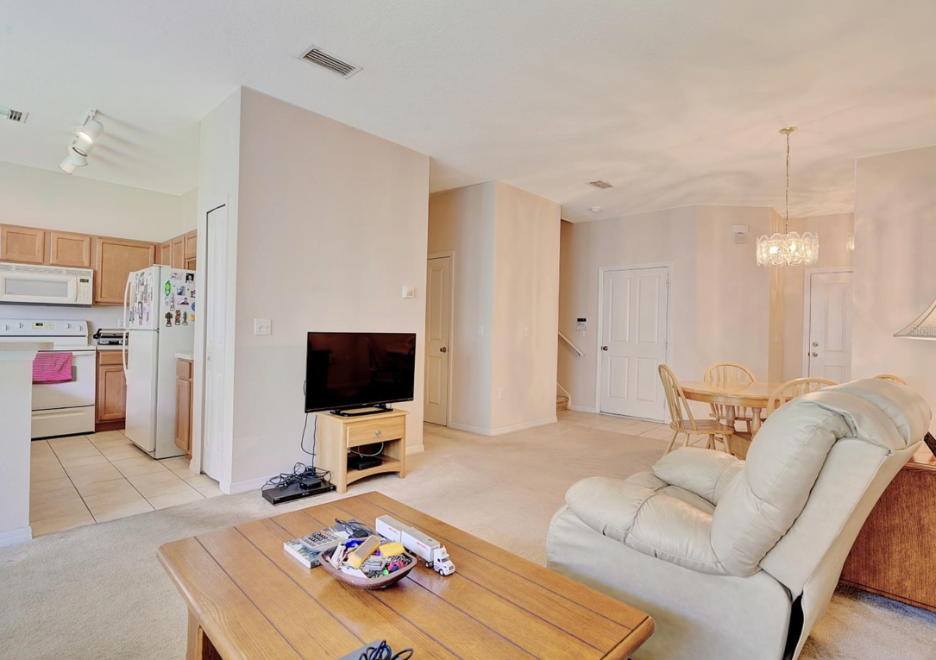 4233 Hartridge Ln #4233 - Photo 4 of 13