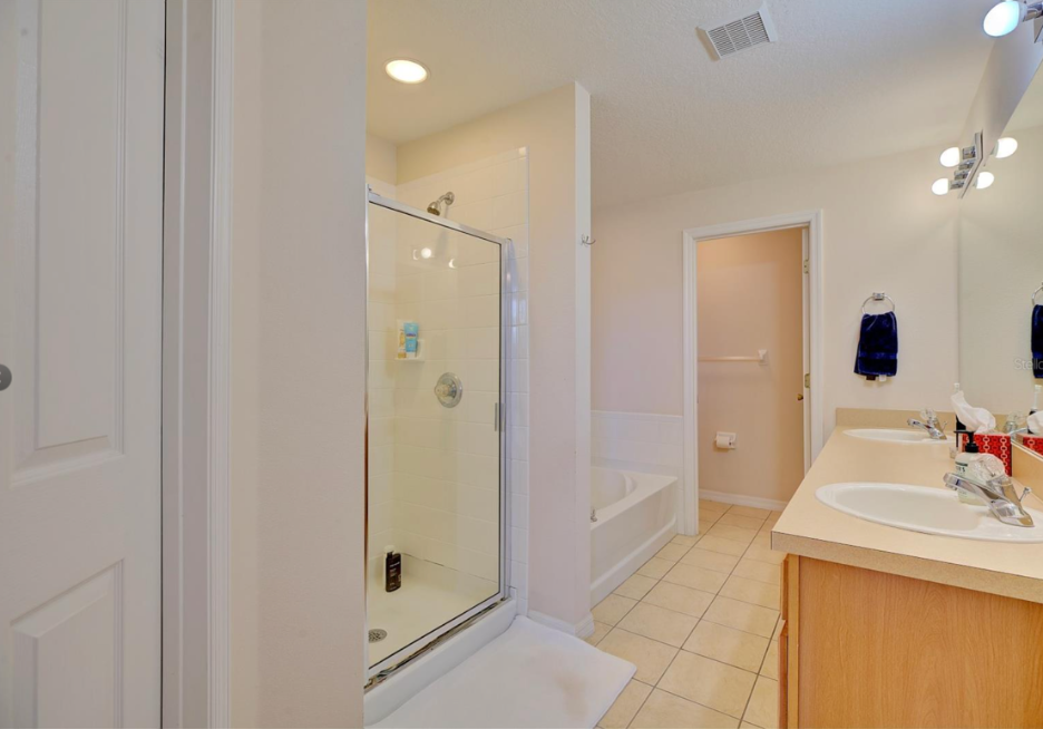 4233 Hartridge Ln #4233 - Photo 6 of 13