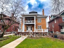 featured image of 3416 Mooney Ave #3416