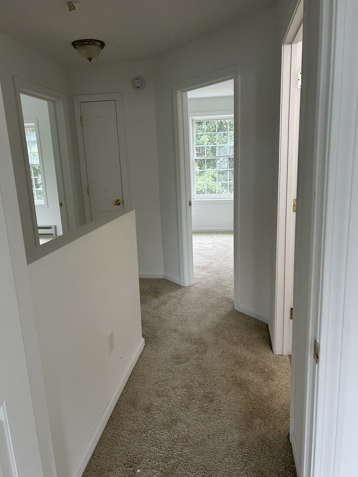 47 Trinity Cir #B - Photo 6 of 10