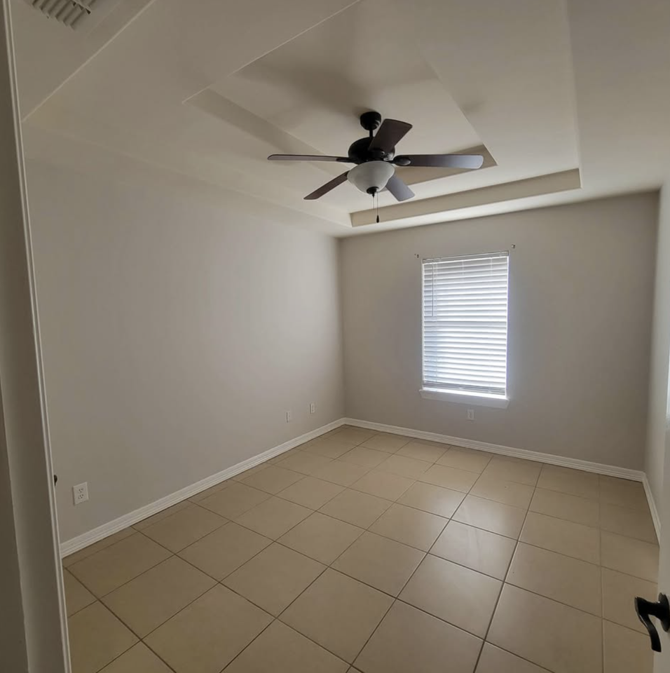 3611 Spicewood Dr #NA - Photo 2 of 16