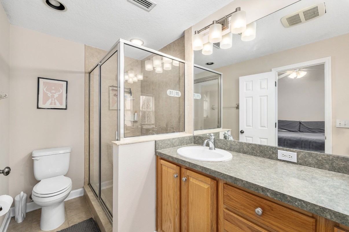 104 S Moody Ave #3 - Photo 7 of 11