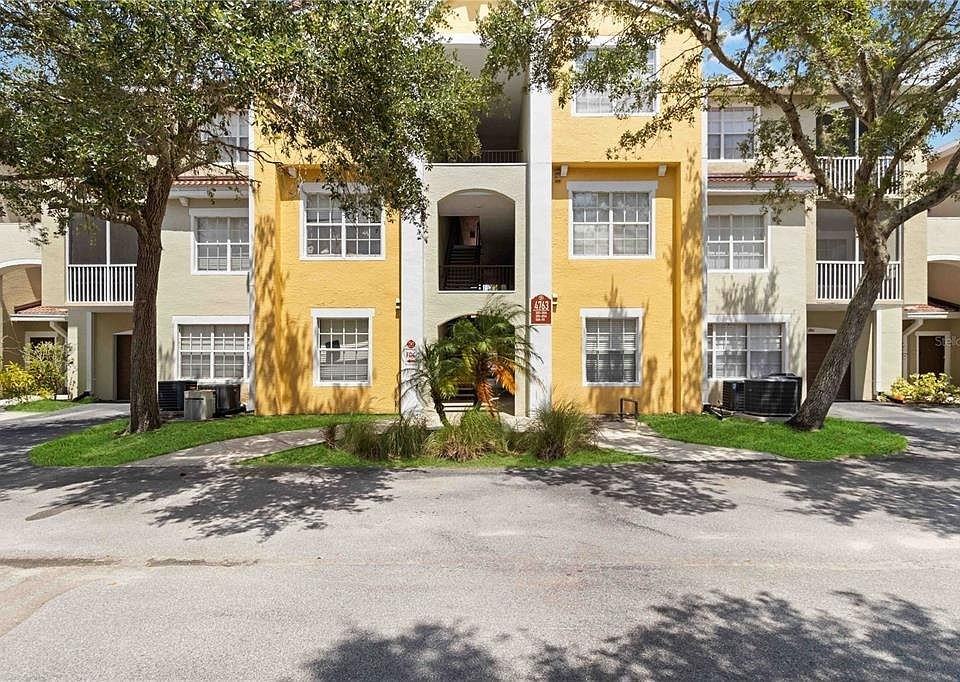 4763 Travini Cir #3-111 - Photo 7 of 9