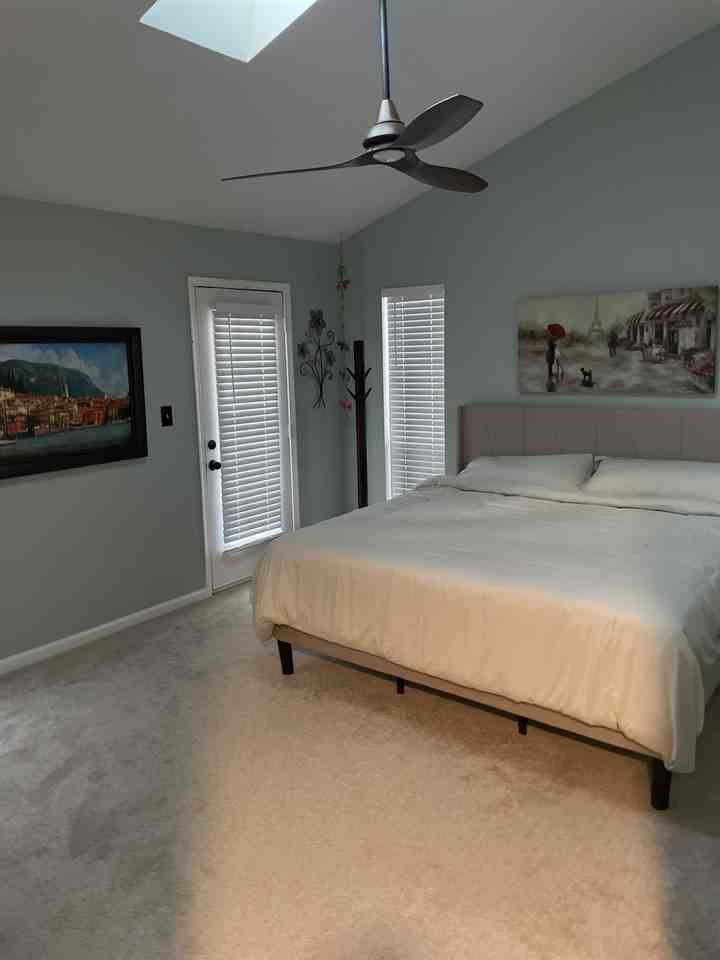 4726 Hollis Rd - Photo 5 of 20