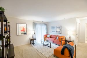 featured image of 1104 Johnson Dr #3636