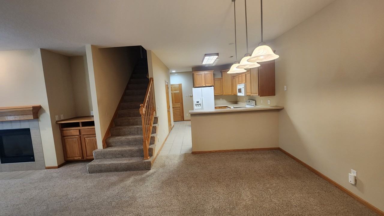 1208 Se Birch Ln #NA - Photo 4 of 16