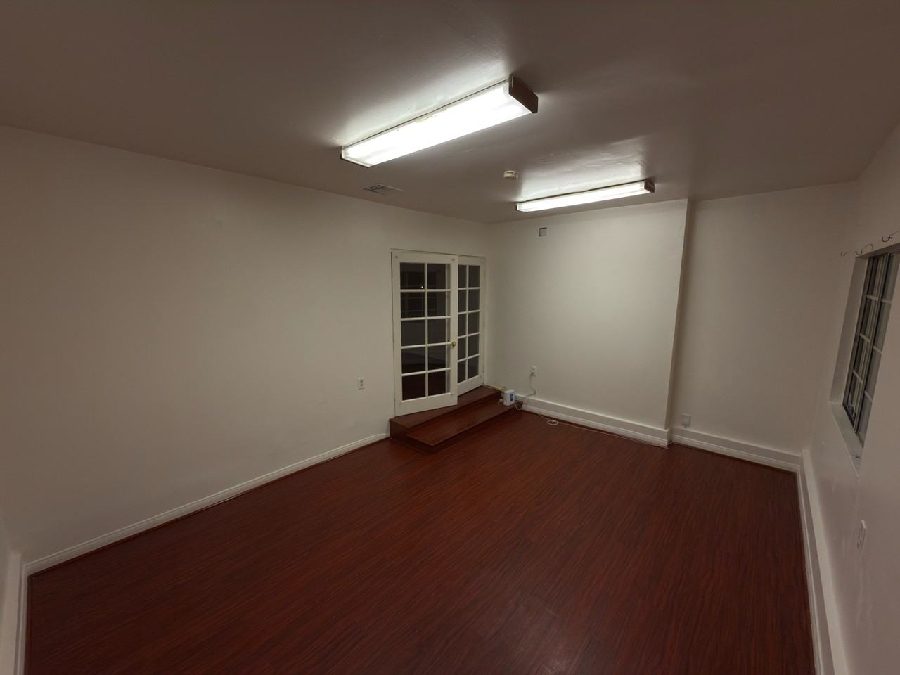 550 Alberta St #NA - Photo 4 of 4