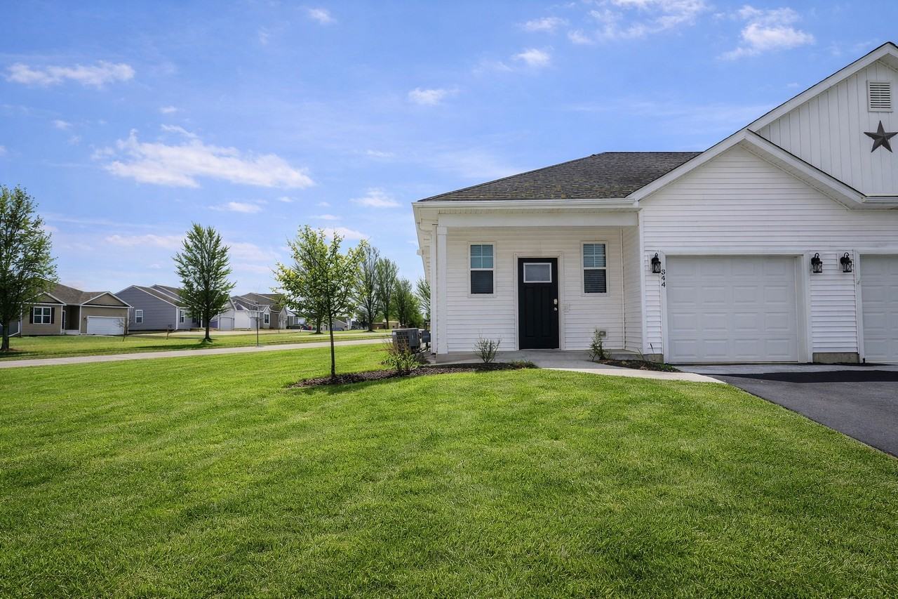 344 E Stratford Ave #NA - Photo 2 of 24