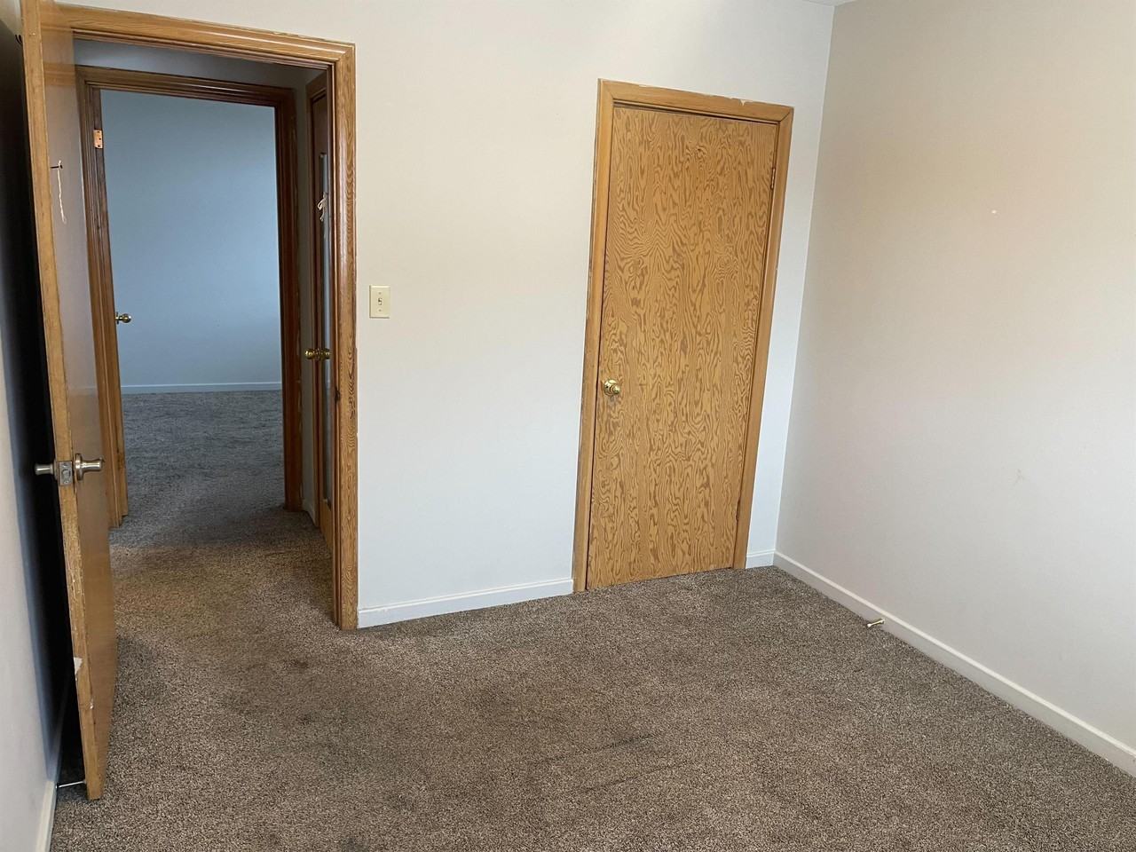 824 McIntosh Street - Photo 4 of 14